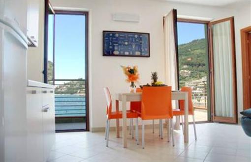 фото отеля Residence Le Terrazze Portovenere