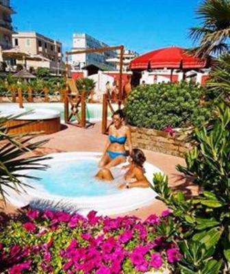 фото отеля Hotel Sorriso Cattolica
