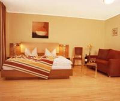 фото отеля Hotel Römer Günzburg