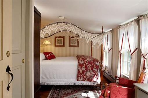 фото отеля Anchor Inn Nantucket