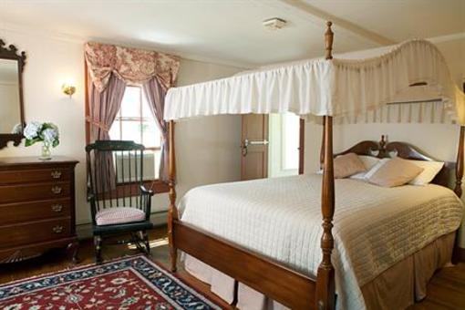 фото отеля Anchor Inn Nantucket