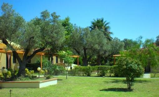 фото отеля Borgo Degli Ulivi