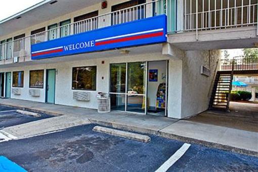 фото отеля Motel 6 Savannah Richmond Hill