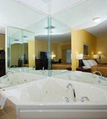 фото отеля Comfort Inn Hillsville