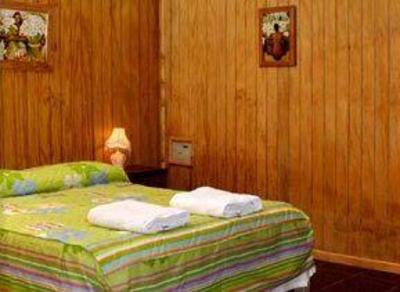 фото отеля Hostal Cabanas Akapu