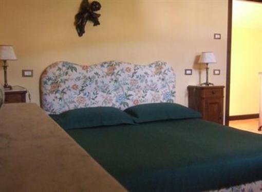 фото отеля MontAlbano Bed & Breakfast Caserta