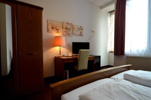 фото отеля Pallas Hotel Darmstadt