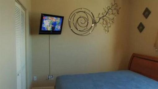 фото отеля 3800 Ocean Beach Condo Vacation Rentals Cocoa Beach