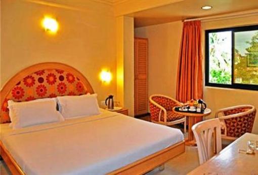 фото отеля Shanthi Residency Hotel Indiranagar Bangalore