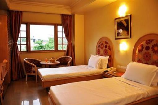 фото отеля Shanthi Residency Hotel Indiranagar Bangalore