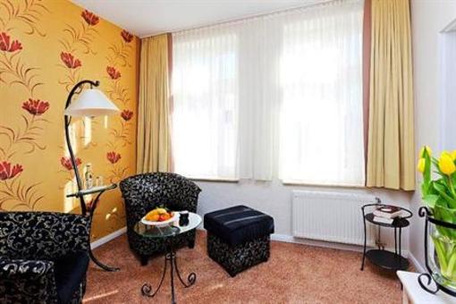 фото отеля Aparthotel Waldfrieden Sellin