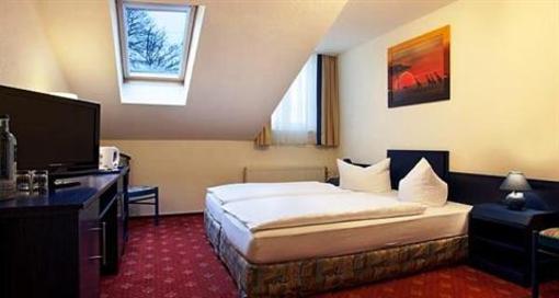 фото отеля Aparthotel Waldfrieden Sellin