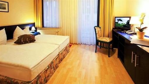 фото отеля Aparthotel Waldfrieden Sellin