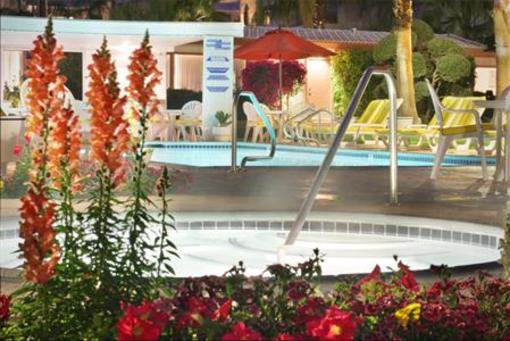 фото отеля A Place in the Sun Garden Hotel