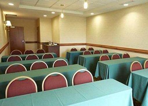 фото отеля Comfort Suites Canton