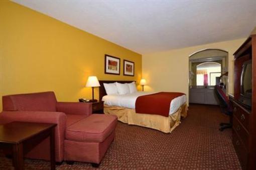 фото отеля BEST WESTERN - Blues Traveler Inn