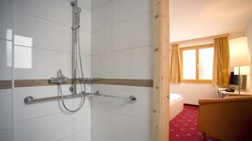 фото отеля Hotel Seraina