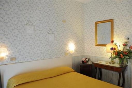 фото отеля Hotel Admiral Riccione