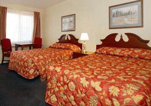 фото отеля Rodeway Inn Redding