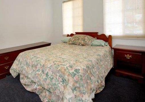 фото отеля Rodeway Inn Redding