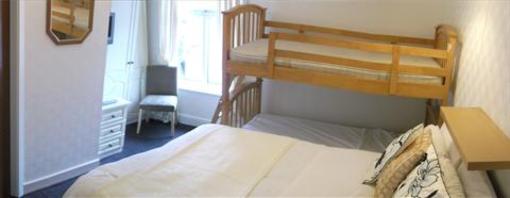 фото отеля The Aaron Guest House Southport