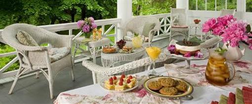 фото отеля Birchwood Inn Lenox