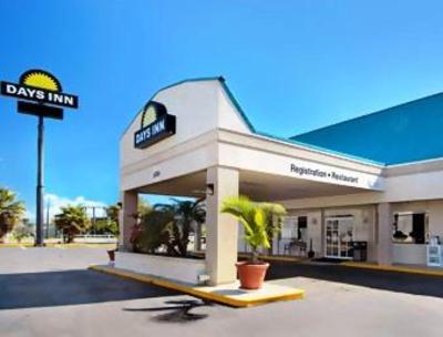 фото отеля Days Inn West of Busch Gardens