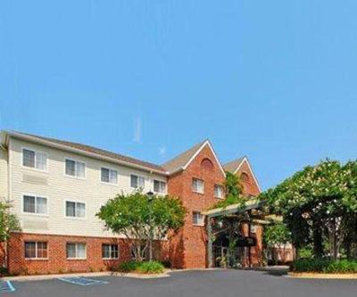 фото отеля MainStay Suites Mount Pleasant (South Carolina)