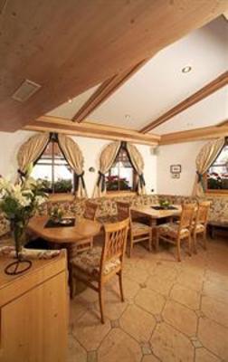 фото отеля Hotel Flora Selva Di Val Gardena