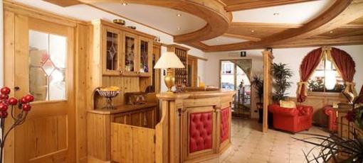 фото отеля Hotel Flora Selva Di Val Gardena
