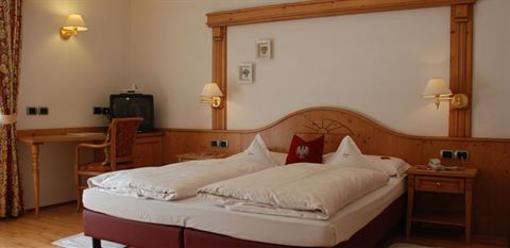 фото отеля Hotel Flora Selva Di Val Gardena