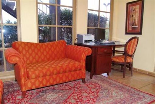 фото отеля BEST WESTERN Desert Villa Inn