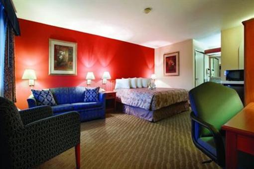 фото отеля BEST WESTERN Desert Villa Inn