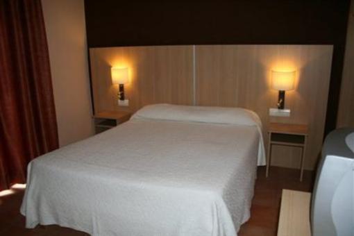 фото отеля Hostal Marino Ibiza