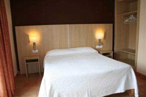 фото отеля Hostal Marino Ibiza
