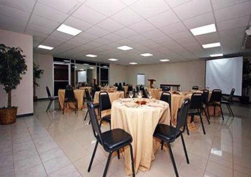 фото отеля Quality Inn El Tuque Ponce