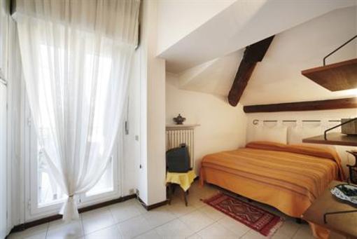 фото отеля Bed and Breakfast Magnolia Bergamo