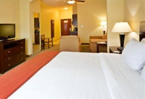 фото отеля Holiday Inn Express Hotel & Suites New Boston