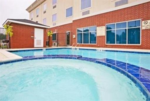 фото отеля Holiday Inn Express Hotel & Suites New Boston