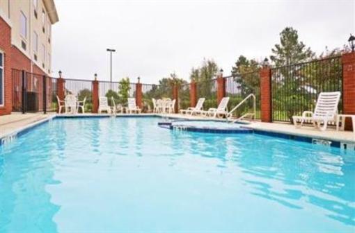 фото отеля Holiday Inn Express Hotel & Suites New Boston