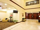 фото отеля Holiday Inn Express Hotel & Suites New Boston