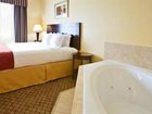 фото отеля Holiday Inn Express Hotel & Suites New Boston