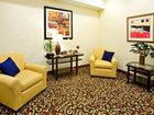 фото отеля Holiday Inn Express Hotel & Suites New Boston