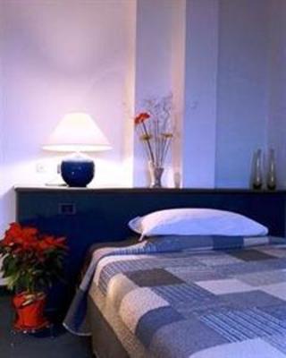 фото отеля Hotel La Goletta Binasco