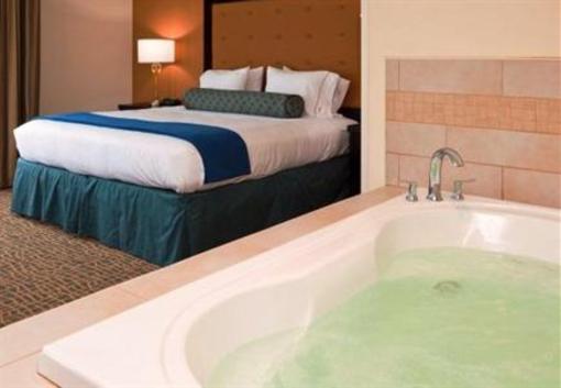 фото отеля Holiday Inn Express Hotel & Suites Mobile Saraland
