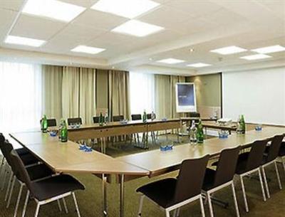фото отеля Novotel Hotel Edinburgh Park