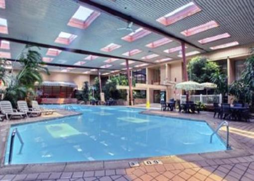 фото отеля Quality Inn Omaha