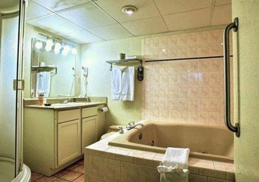 фото отеля Quality Inn Omaha