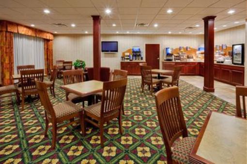 фото отеля Holiday Inn Express Hotel & Suites New Milford (Pennsylvania)