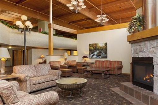 фото отеля HomeRidge Inn & Suites